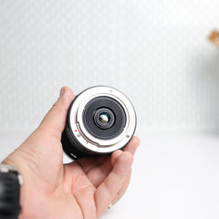 Rokinon 8 mm f/3.5 Fisheye HD – Lente Ojo de Pez APS-C – Usado Impecable