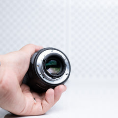 Lente Nikon AF-S 20mm f/1.8G ED N (Usado, Impecable) – Ultra Gran Angular Luminoso para Fotografía de Paisaje, Arquitectura y Astrofotografía