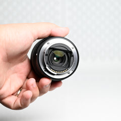 Sony FE 28-60mm f/4-5.6 Usado