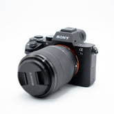 Sony A7 II con lente 28-70 mm – Cámara Full Frame Usada en Estado Impecable