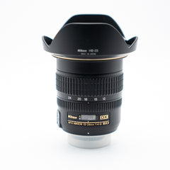 Nikon 12-24 mm f/4 DX – Lente Gran Angular Usado en Estado Impecable