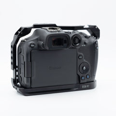 Canon EOS R7 Body con Caja y Jaula – 34 mil disparos