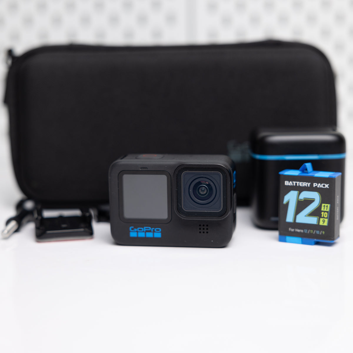 GoPro HERO10 Black Kit (Usada, Impecable) – Grabá con máxima potencia, estabilidad y calidad en cada aventura