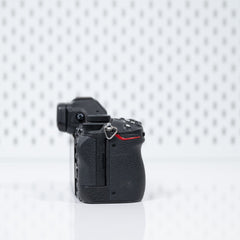 Nikon Z5 Usada impecable menos de 4.700 disparos