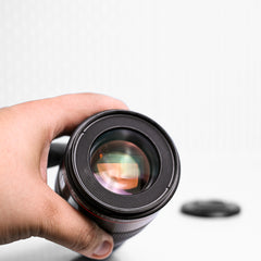 Canon EF 100mm f/2.8L Macro IS USM (Pequeño hongo que no afecta imagen)