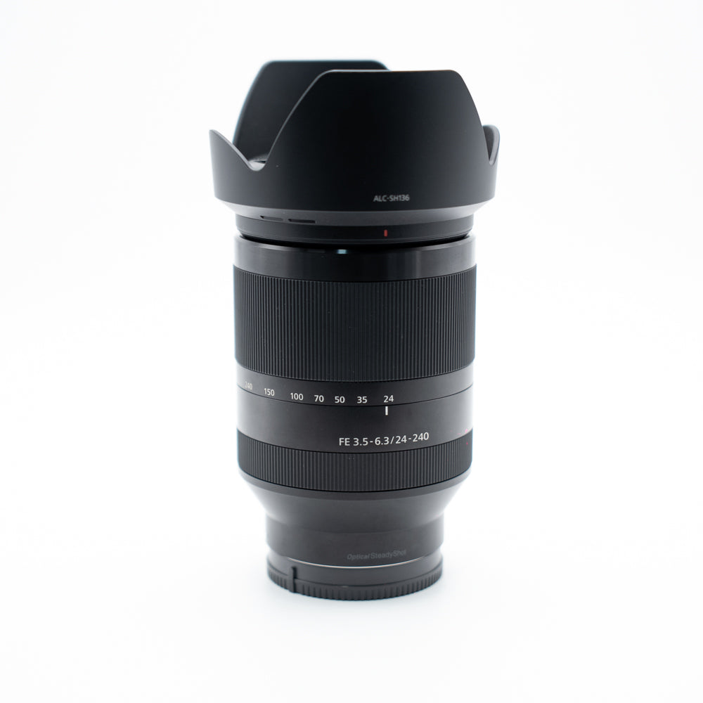 Sony FE 24-240 mm f/3.5-6.3 OSS – Lente Full Frame Usado en Estado Impecable