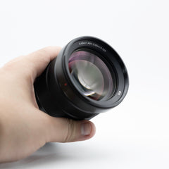 Lente Sony E PZ 18-105mm f/4 G OSS para Sony E APS-C – Usado en Excelente Estado
