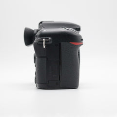 Nikon D7500 (Cuerpo) — Menos de 7 600 disparos, Estado Impecable