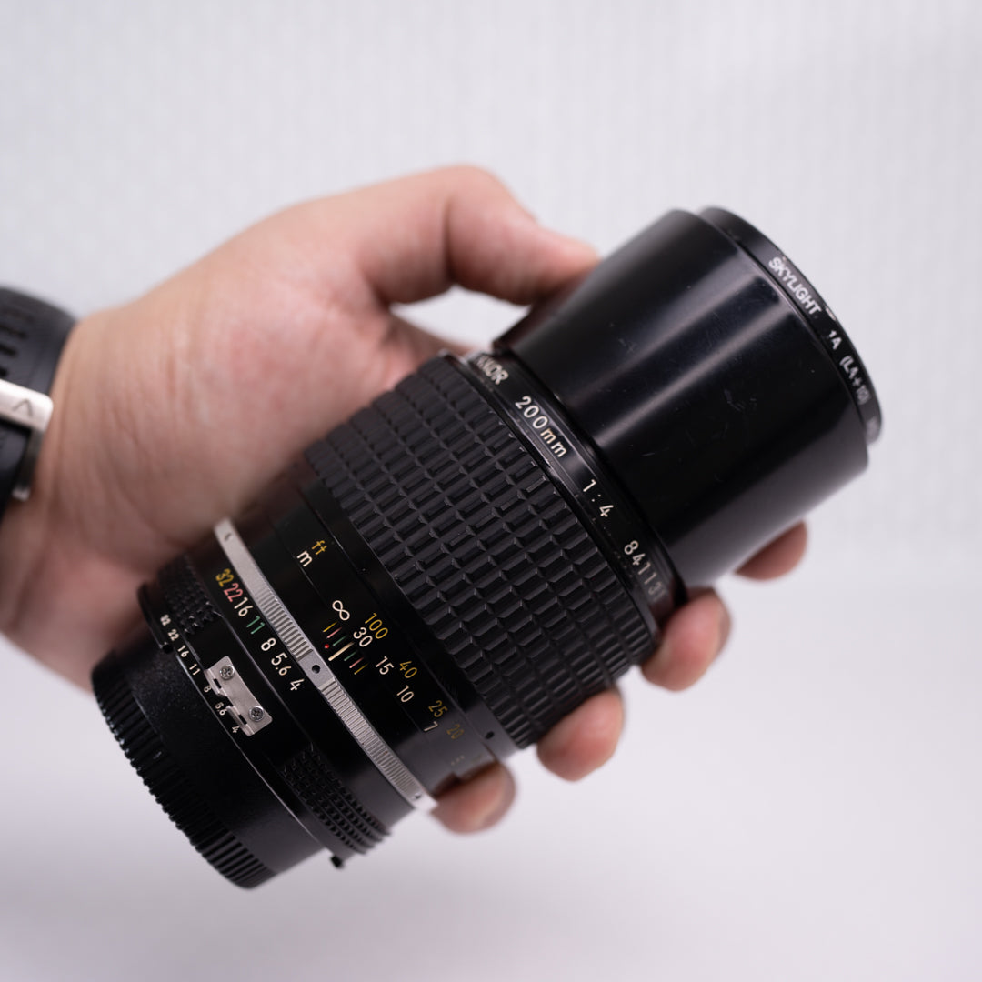 Nikon 200mm f/4 AI